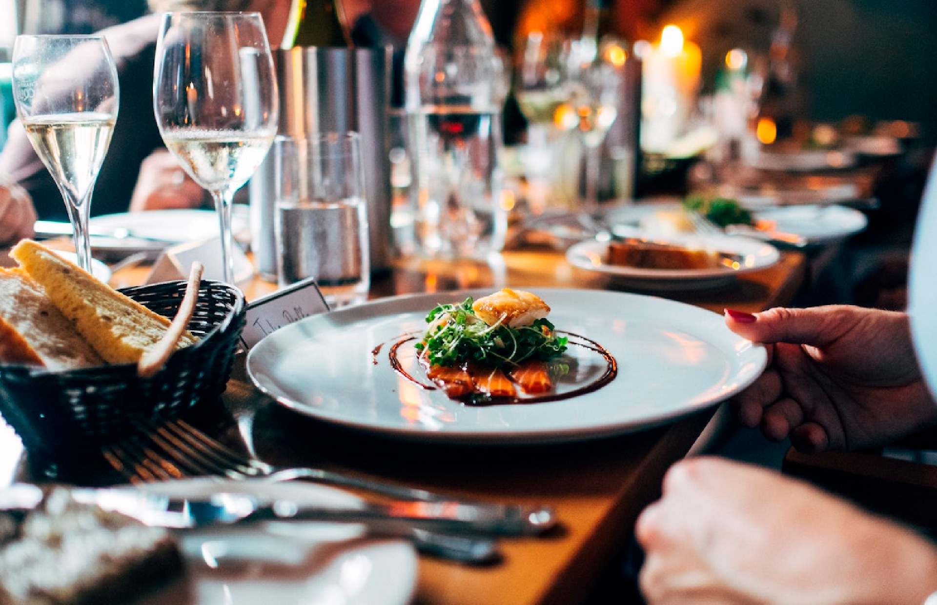 Lire la suite à propos de l’article Les repas d’affaires passent en frais professionnels… sous conditions