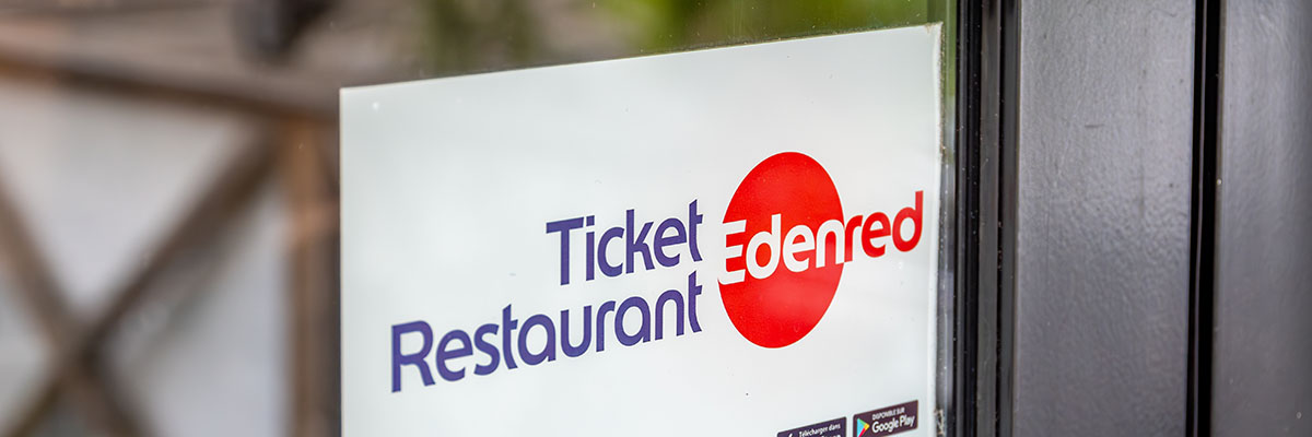 Sticker représentant un ticket restaurant en 2026