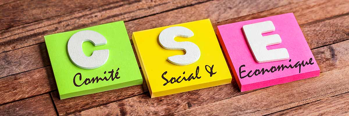 lettres C.S.E symbolisant le fait de mettre en place un CSE pour son entreprise